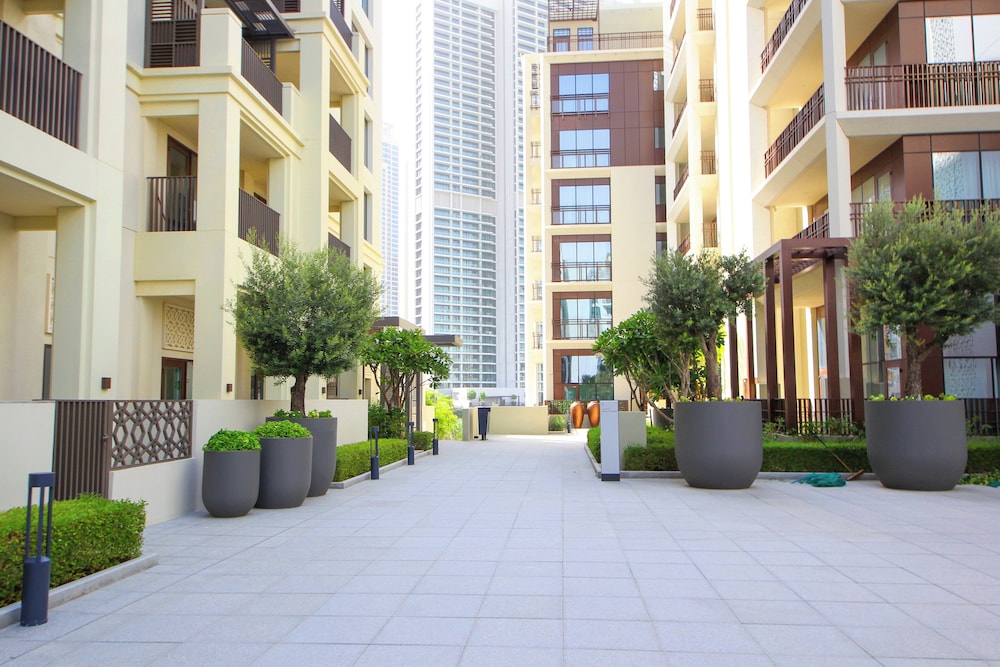 Breeze Residence-Brand New Furnished 2BR