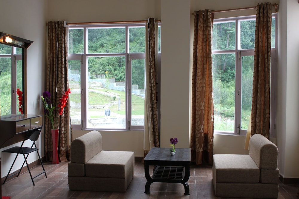 Snow Touch Resort (Shri Nath Group)
