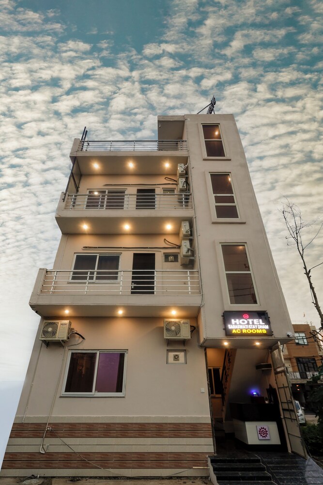 Hotel Saraswati Stay Dham