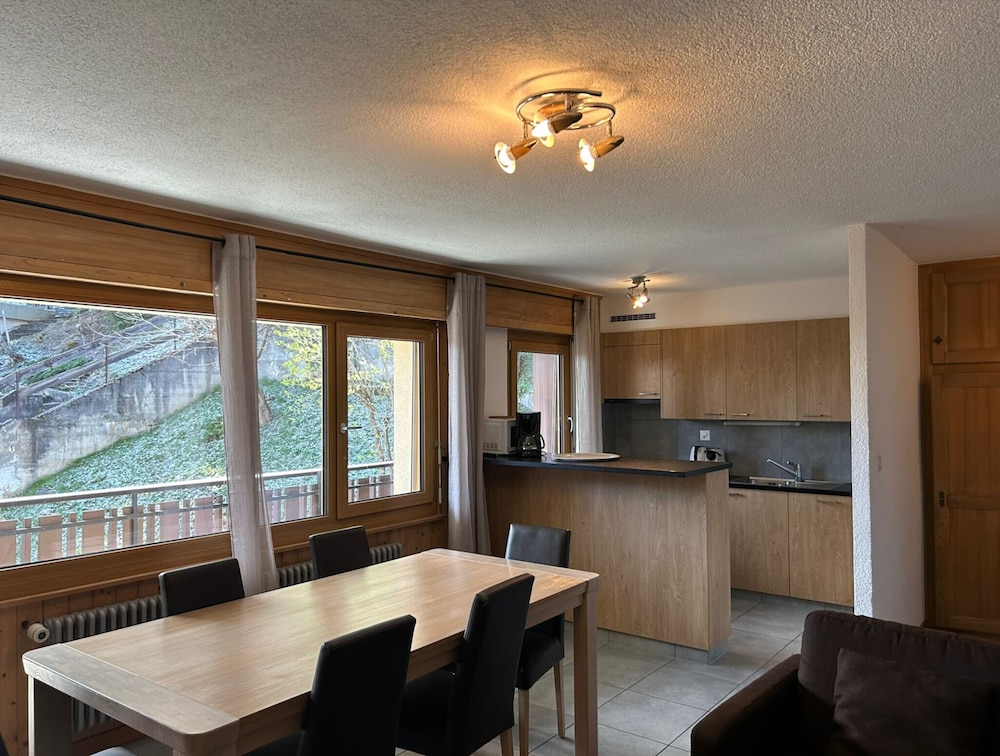 Apartment With Modern Furniture