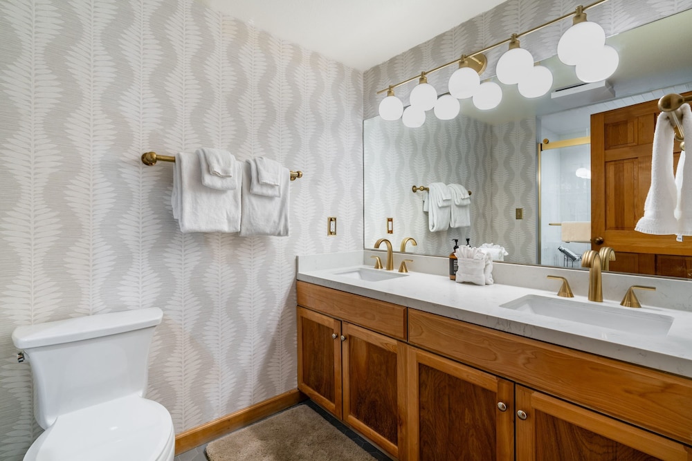 Smuggler B by Avantstay Excellent Condo Within Walking Distance Of Lift 7