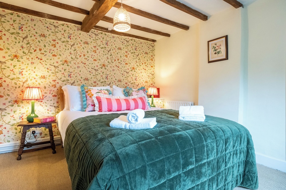 Beautiful 2BD Cottage in the Cotswolds