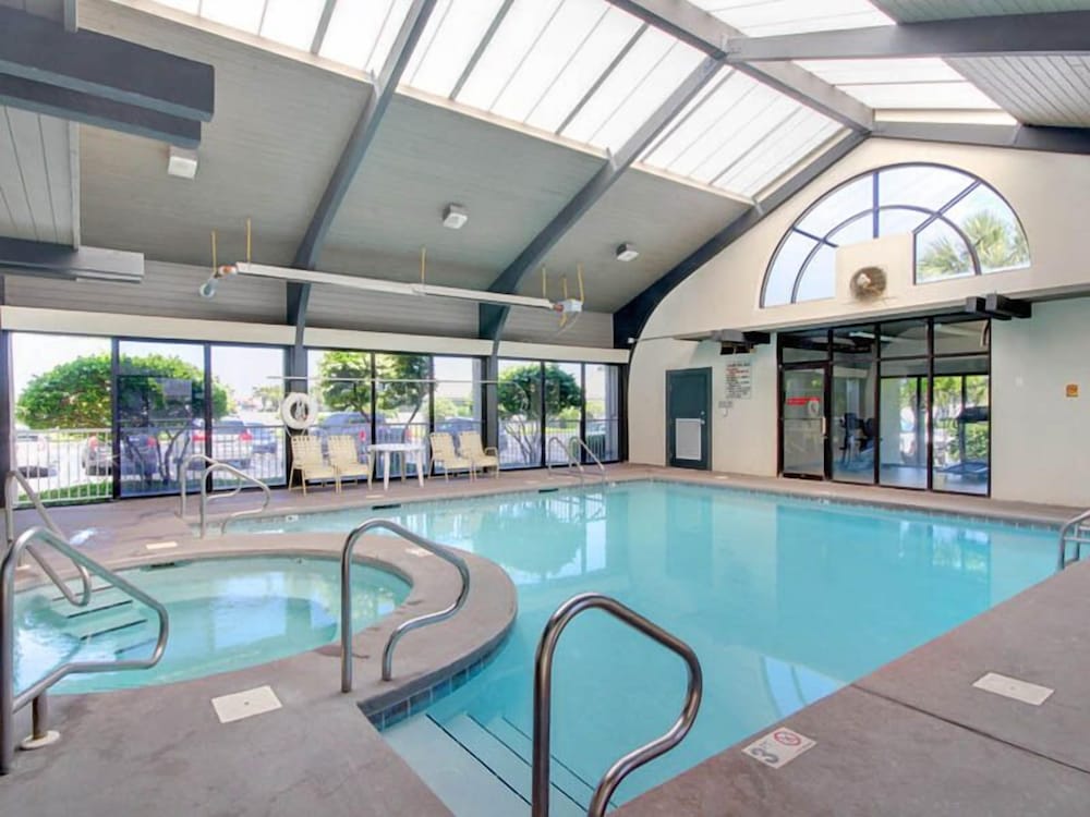Pelican Pointe by Southern Vacation Rentals