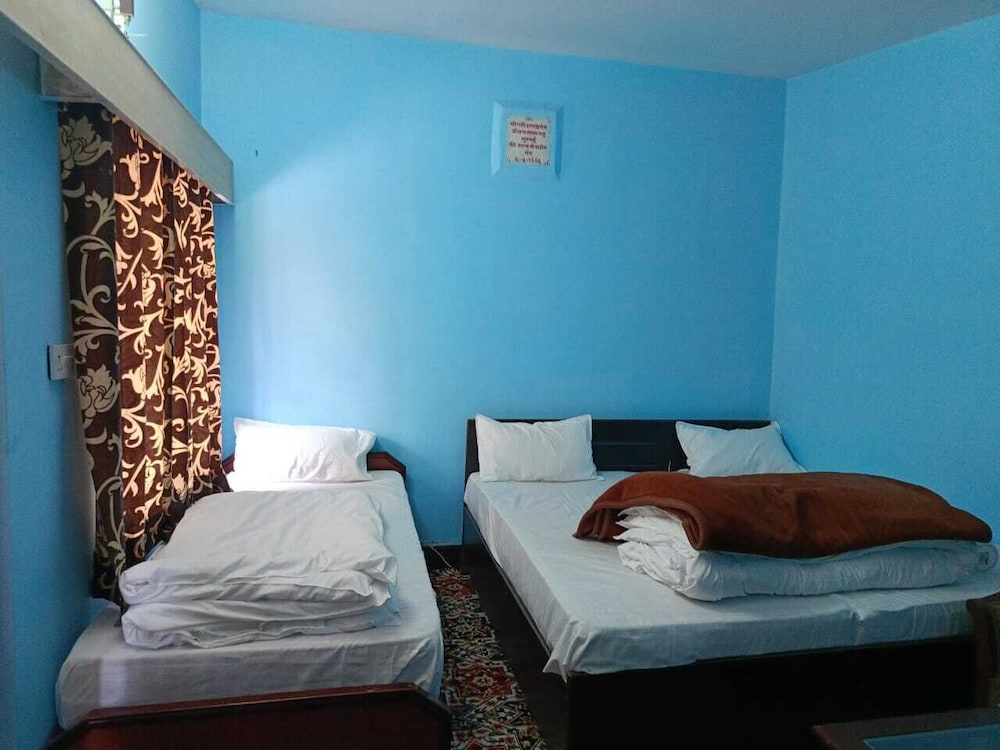Hotel Acharya Sadan
