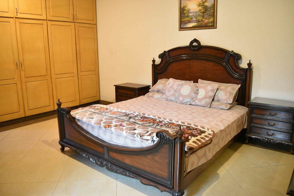 Lahore Home Stay