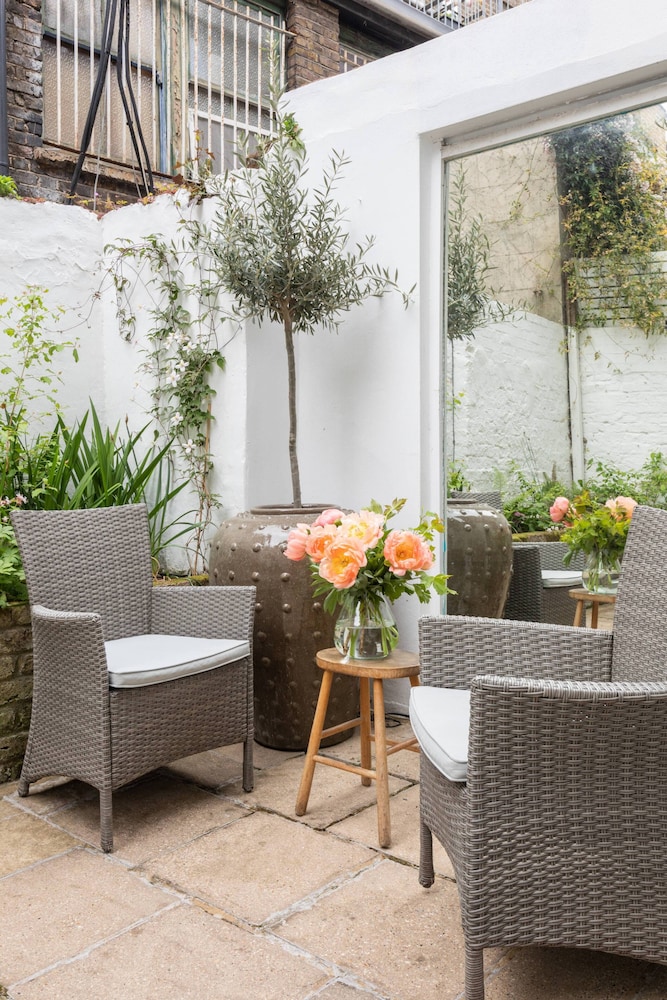 Keystone Crescent by Onefinestay