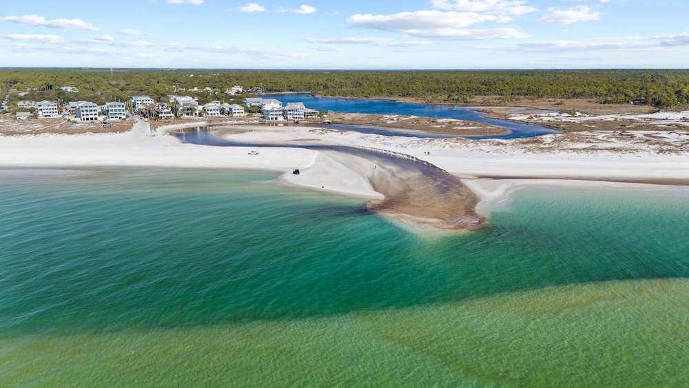 Grayt Digs by Avantstay Next to Beach Oceanview