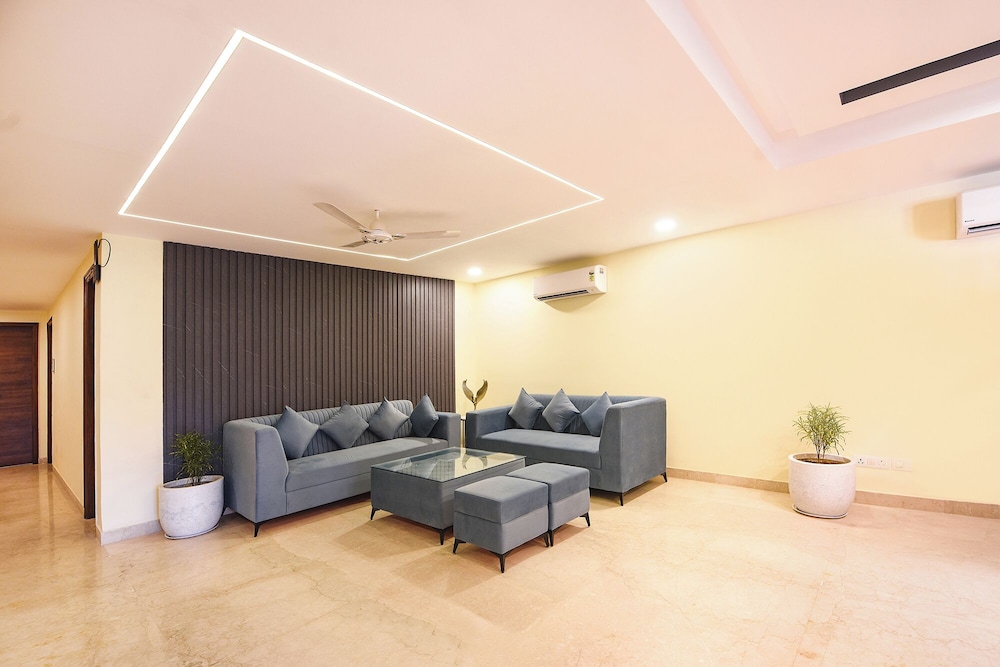 FabHotel Hygge Stay