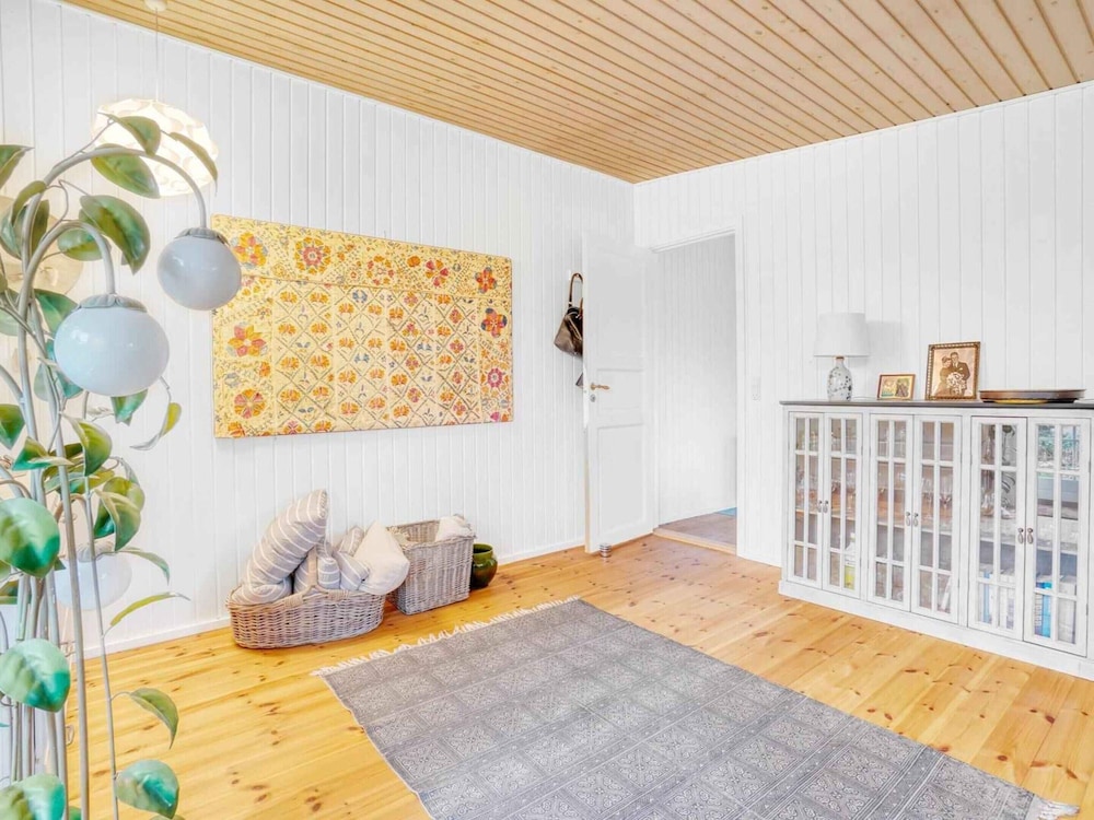 5 Star Holiday Home in Dronningmolle