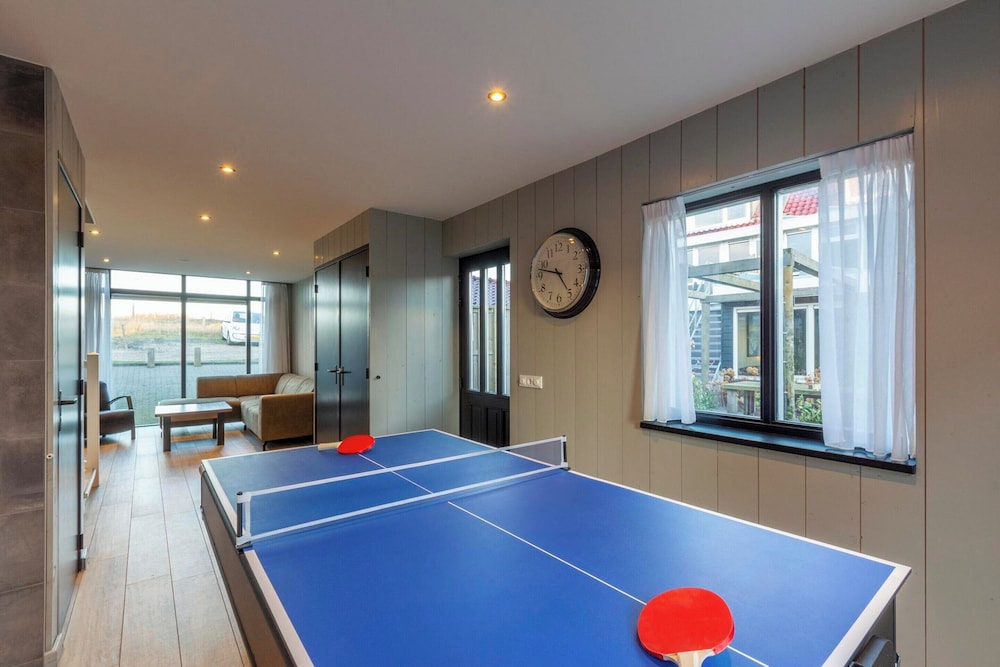 Spacious 22 Persons Holiday Home in Callantsoog