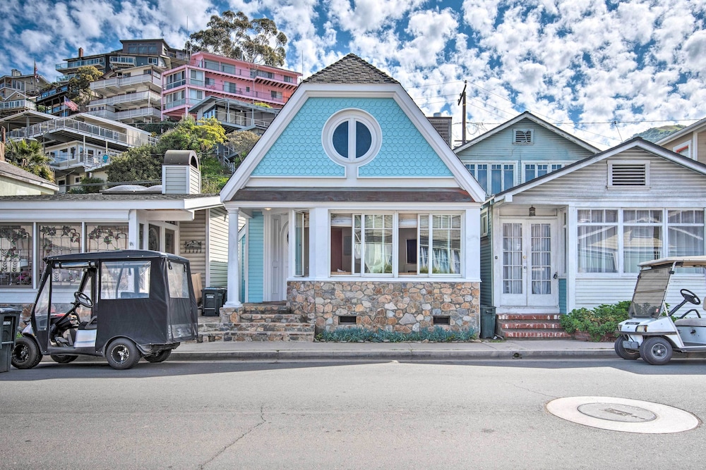 Catalina Island Home: Walk to Main Street Beach! view 2