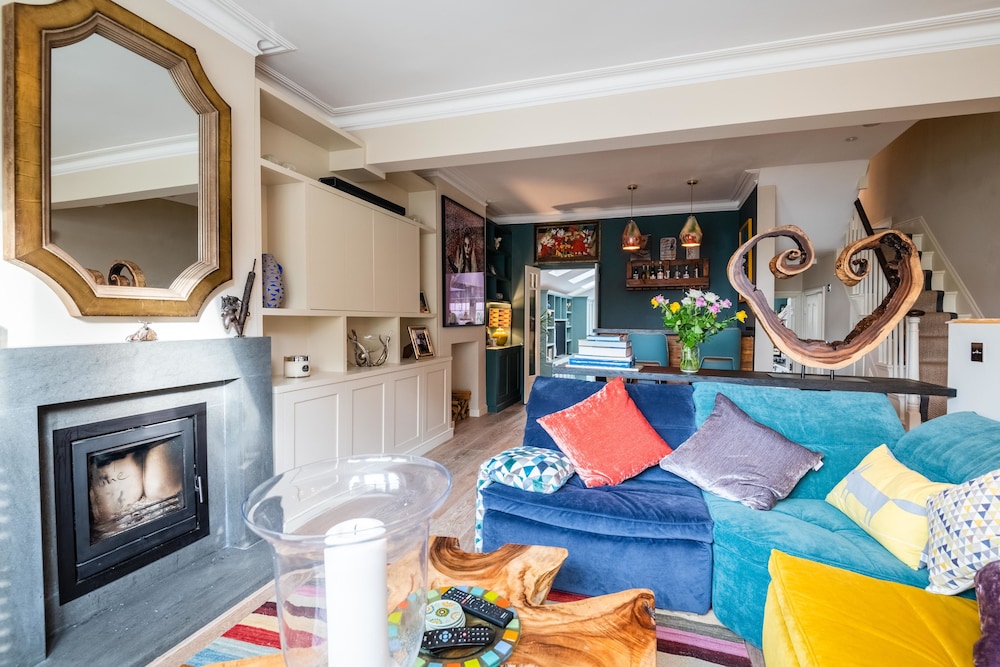 Immaculate Designer Home in Wandsworth