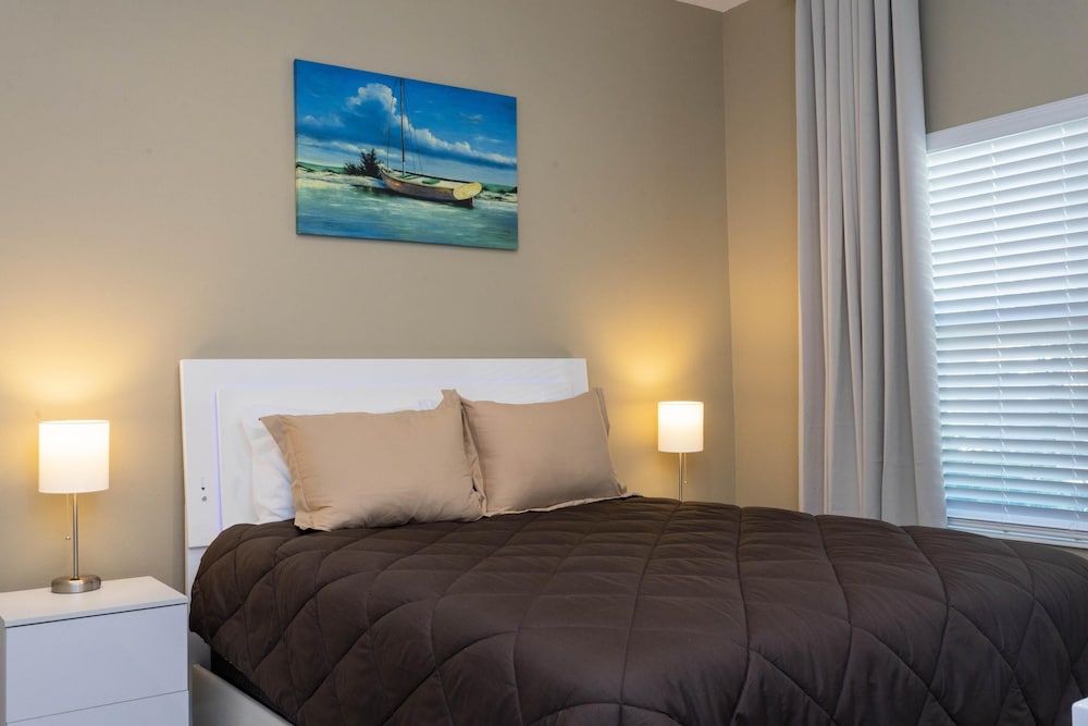 Brand New at Storey Lake Resort, Private Pool, Near Famous Attractions!!