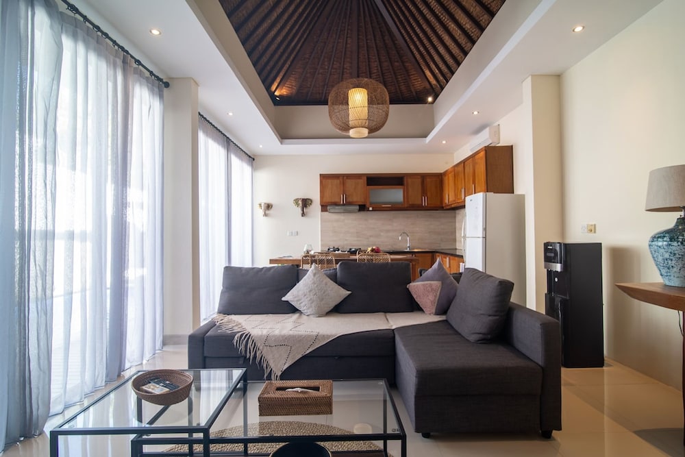 Marijo Villa 2BR Private Pool Mins to Central Ubud
