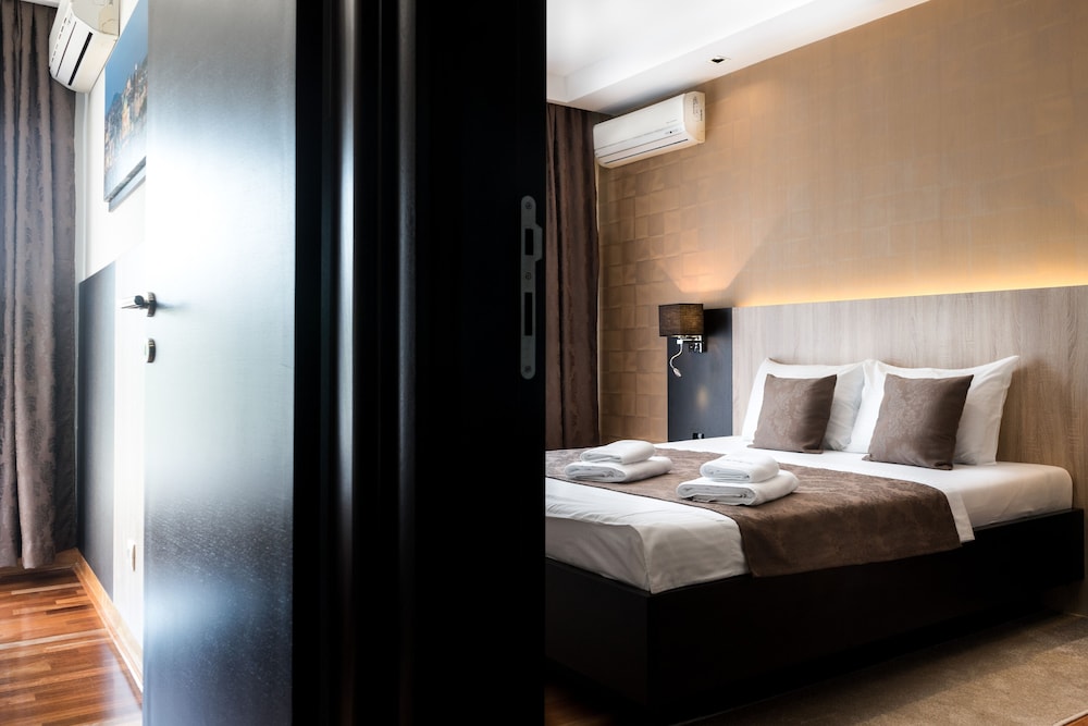 Feel Belgrade Aparthotel