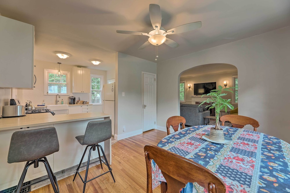 Cincinnati Vacations - Charming Cincinnati Home < 10 Mi to Downtown! - Property Image 13