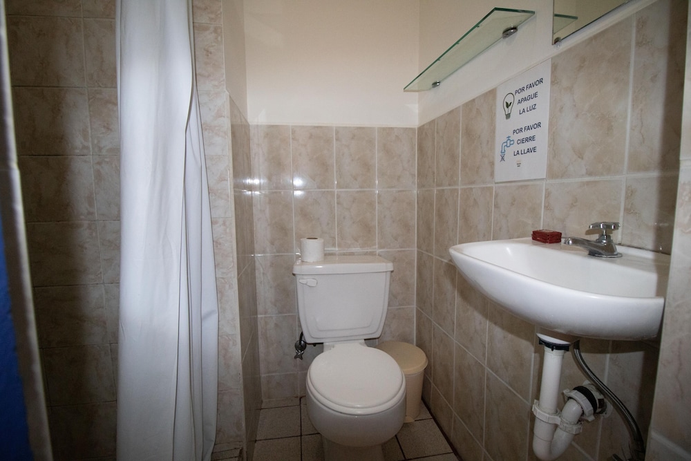 Hostal Sakti