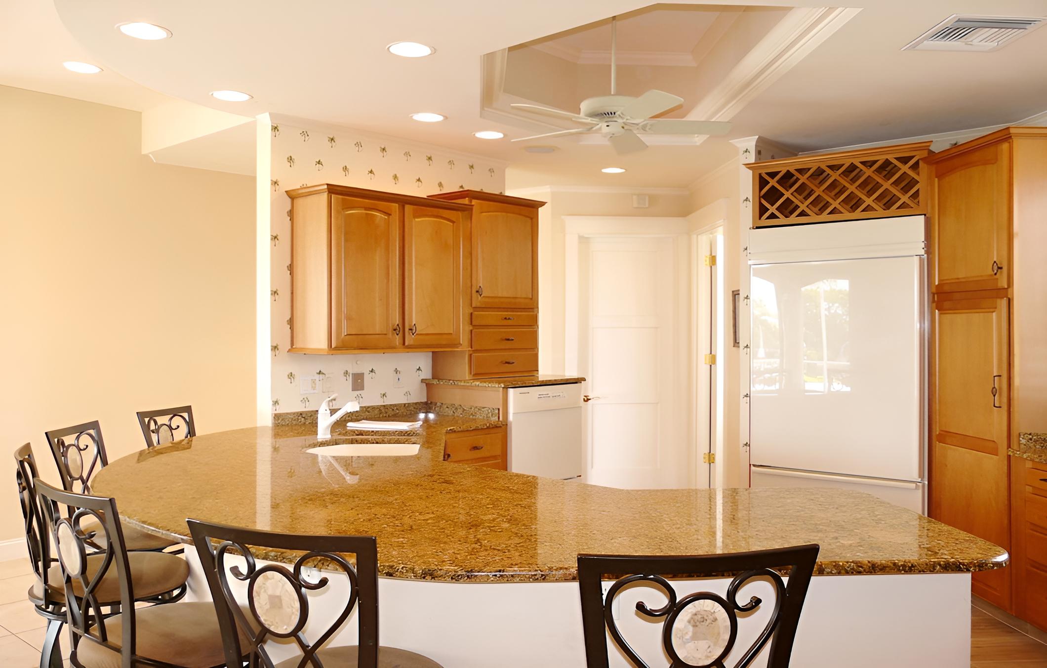 690 Pelican Court view 2
