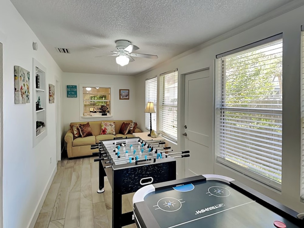 Summer Breeze by Distinctive Beach Rentals