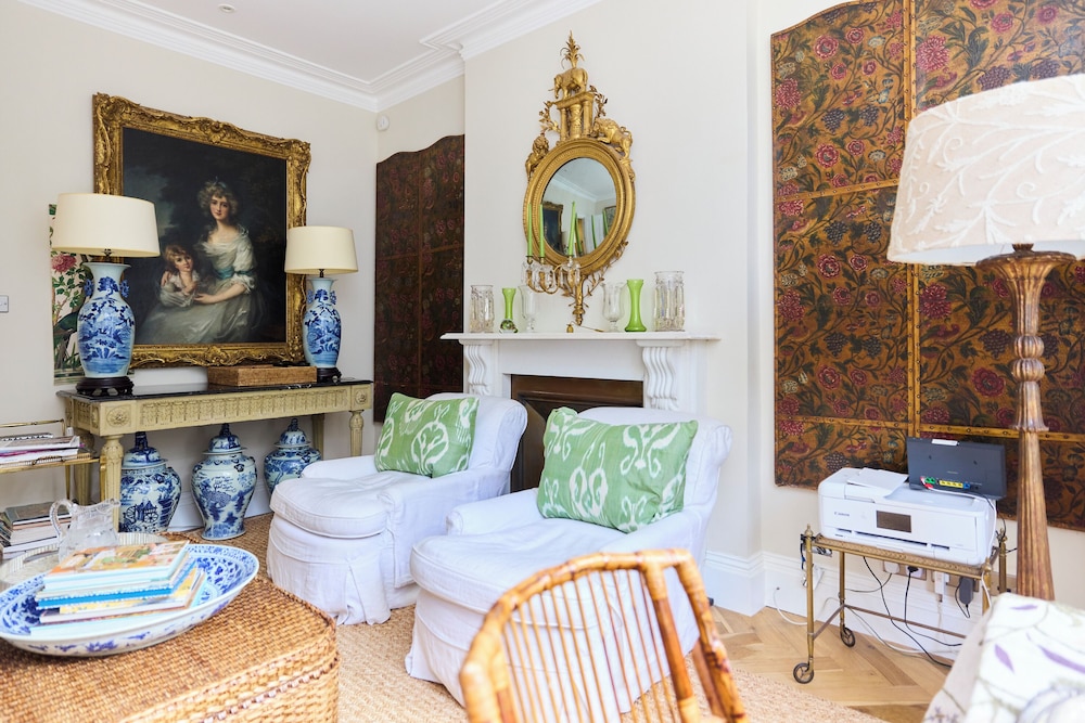 The Kensington Designer's Retreat -1bdr Flat