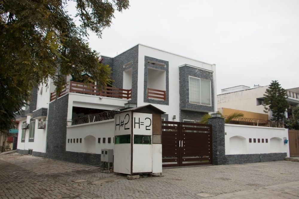Photo 18