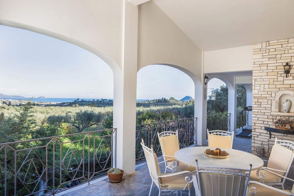 MyThea Villa