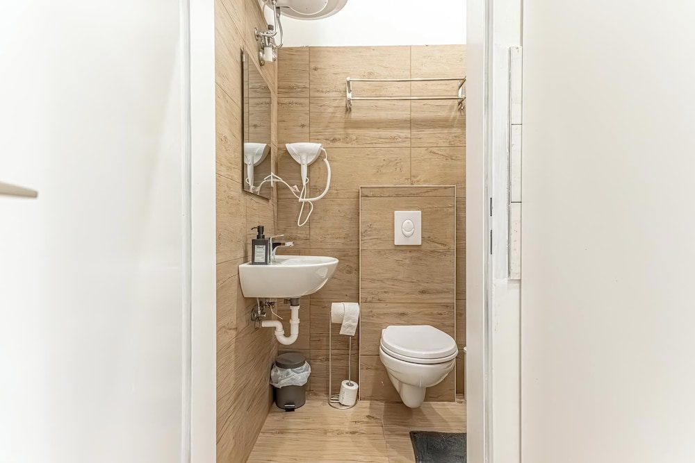 Cozy 1BR Apartment in Prime Location