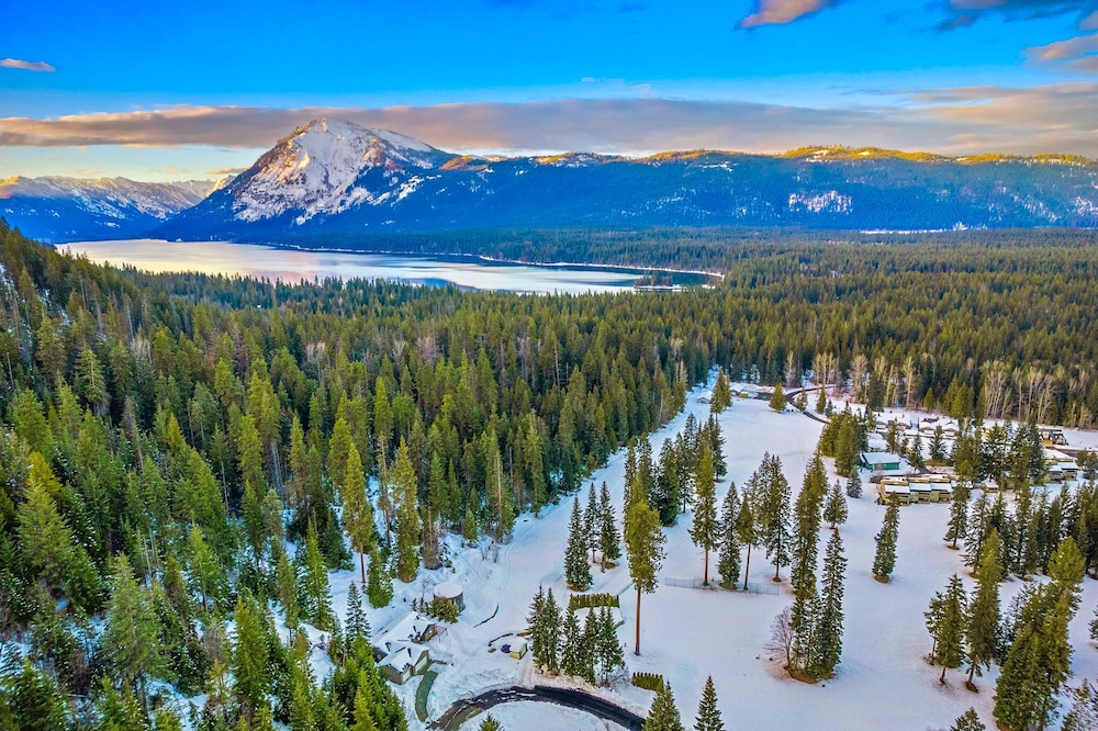 Snow Creek Peak Condo