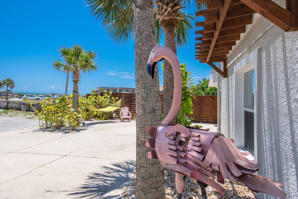 Butler Beach Bungalow view 4