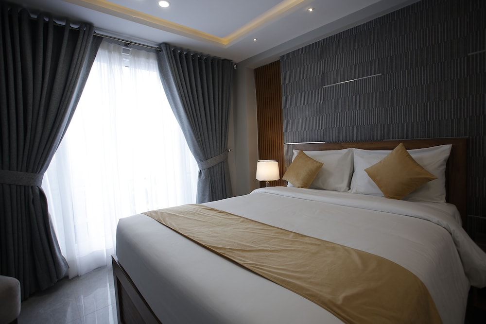 ZAR Luxury Suites Murree