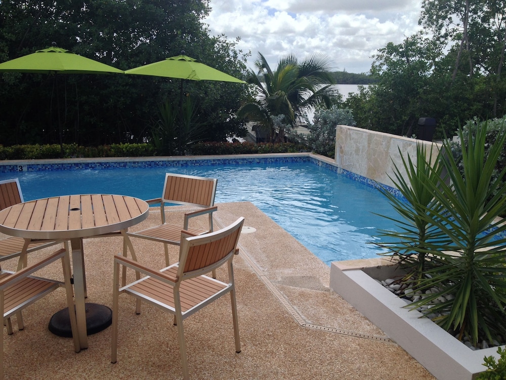 Tarpon's Nest Lodge - Property Image 12
