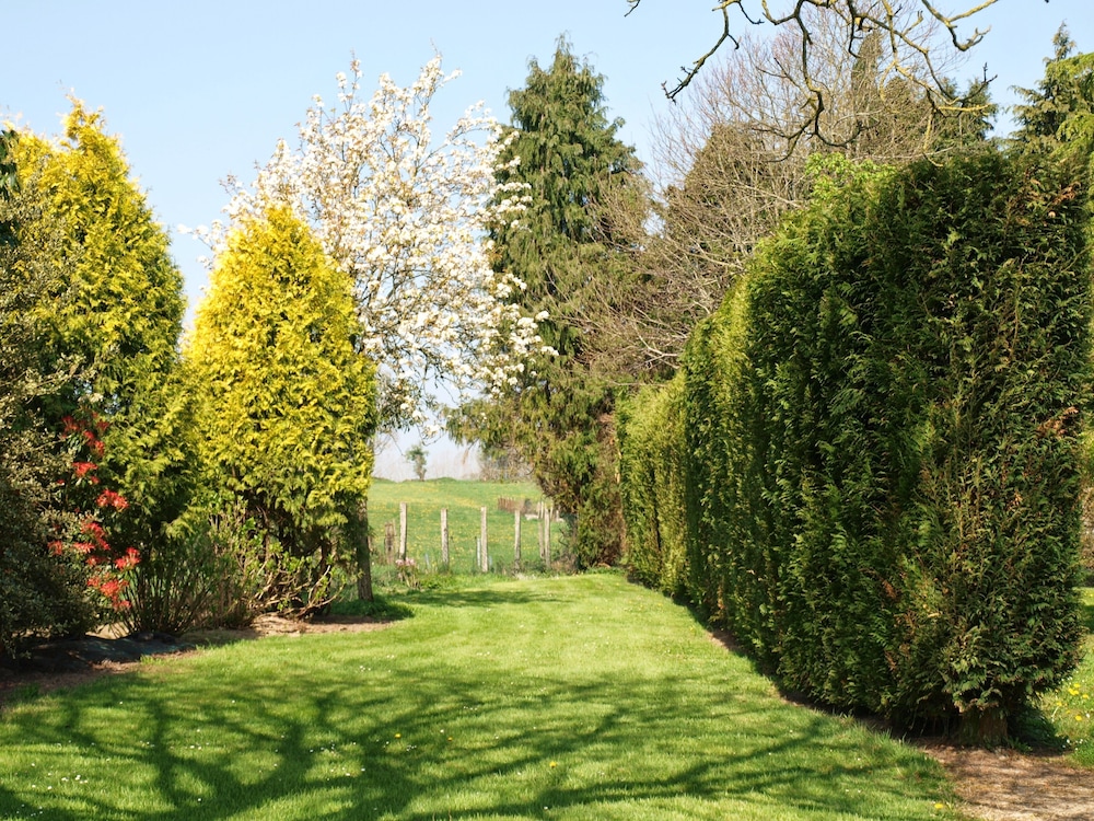 Normandy Getaways at Mis Harand