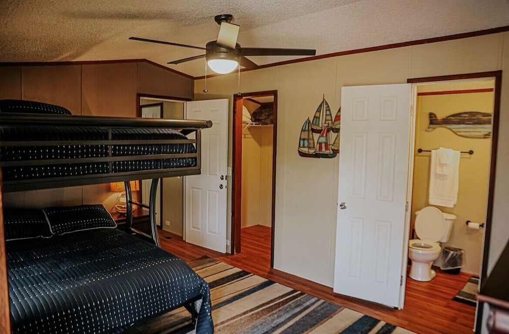 The Lodges at Fossil Creek view 4