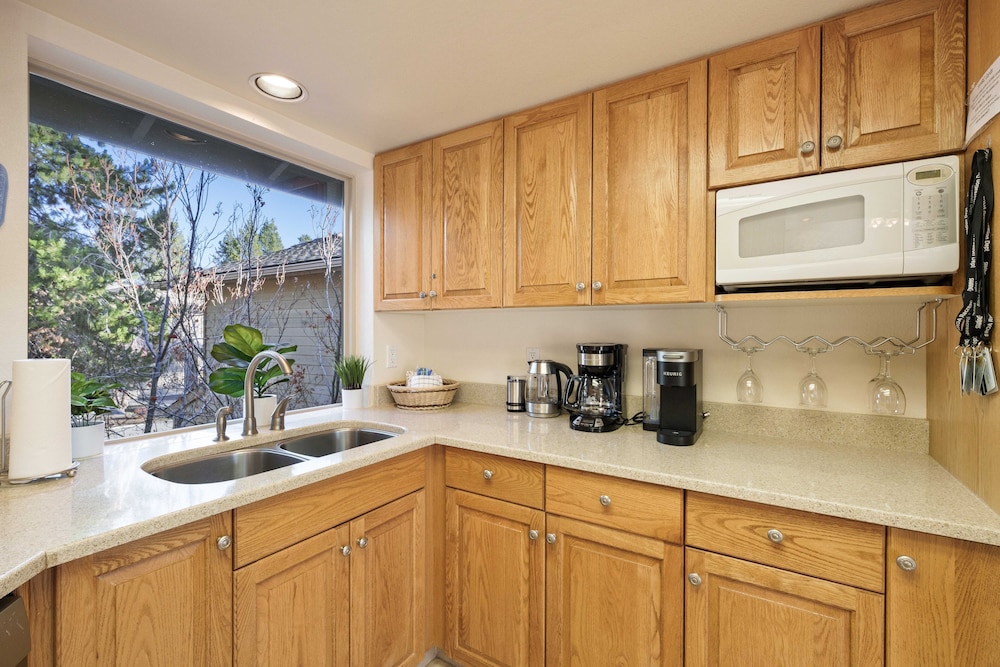 Fairway Village 8 3 Bedroom Condo