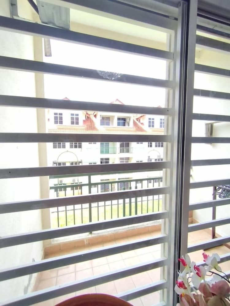HOMESTAY AINIS GUEST HOUSE photo 1