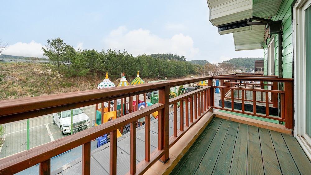 Anmyeon-do Ssong Pension