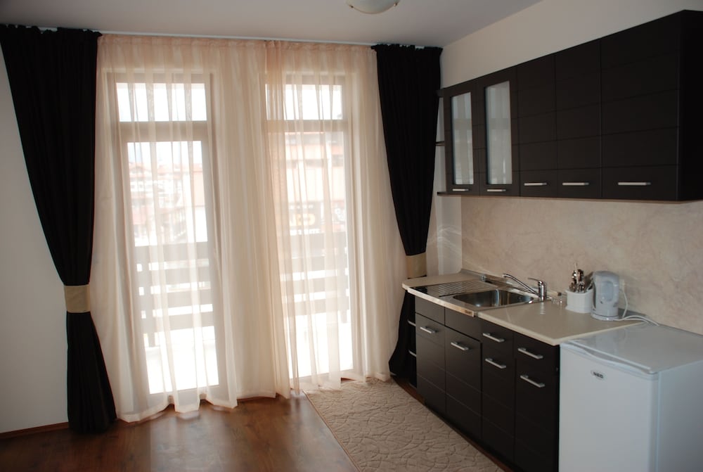 Bansko Vacations - Pirin Palace White Apartments - Property Image 13
