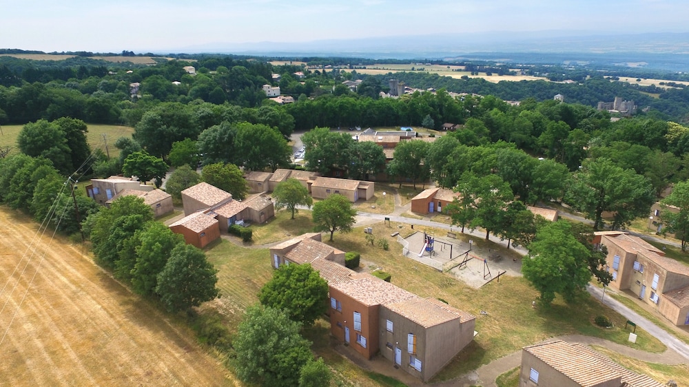 VVF Le Pays Cathare Carcassonne, Saissac