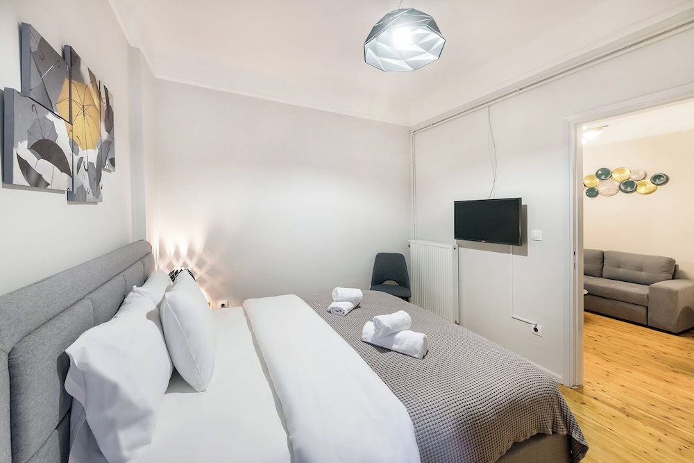 Porto Sea View Apartments - Kypriou