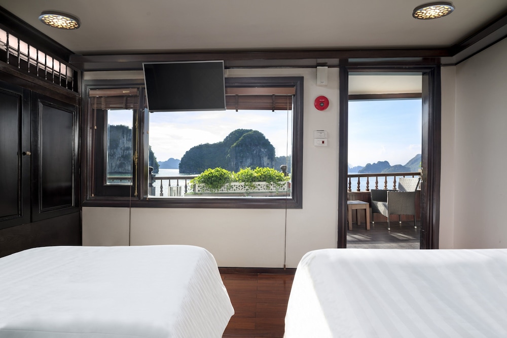 Alisa Premier Cruise