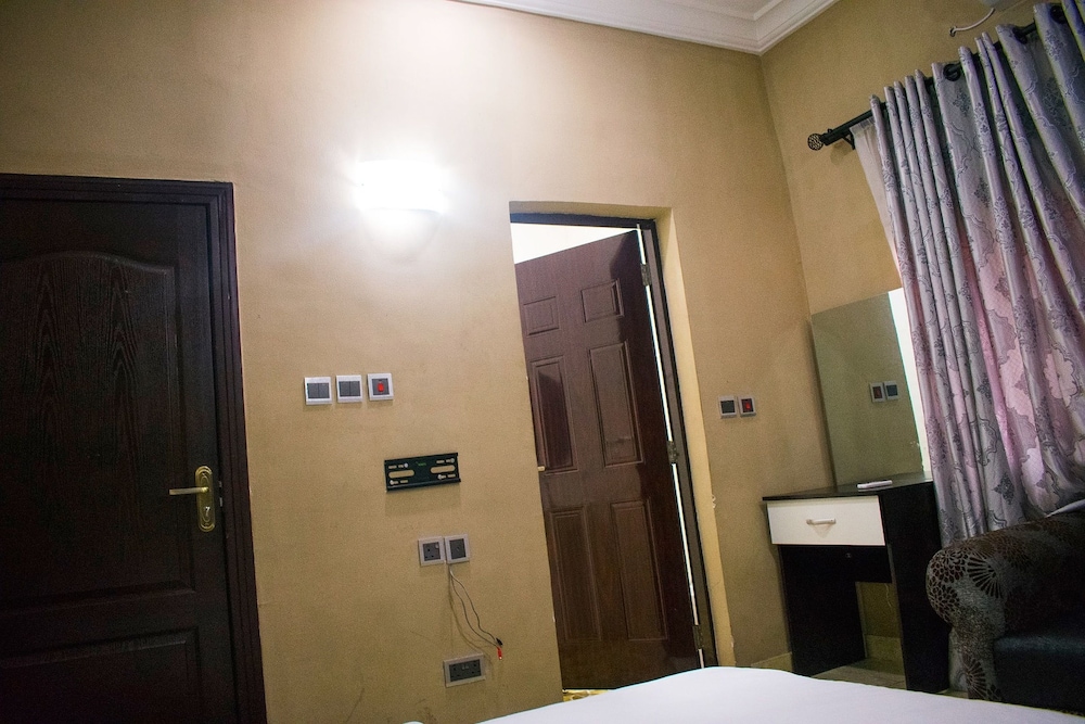 Greatwall Apartments