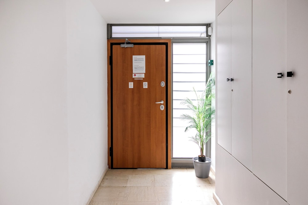 Andromeda - 1 Bedroom Apt & Terrace in Athens