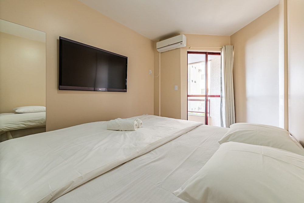 Apt Foot in the Sand sea View in Meia Praia Evb308