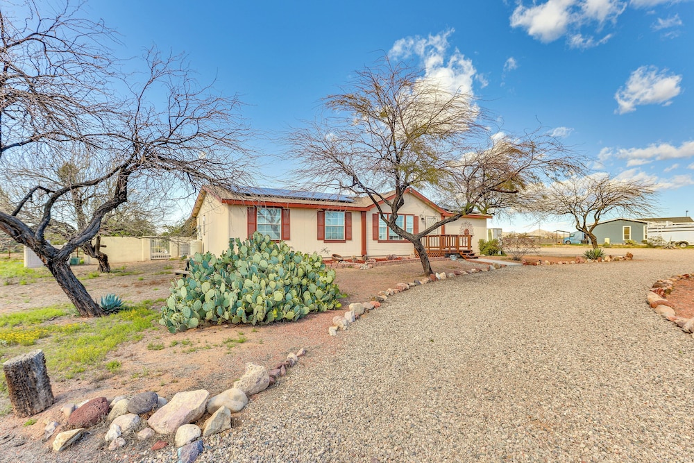 Morristown Home w/ Private Pool & Covered Patio!