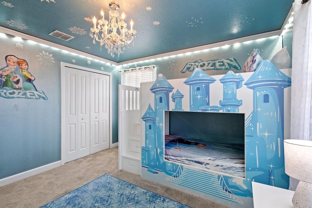 1194 Drop Lane