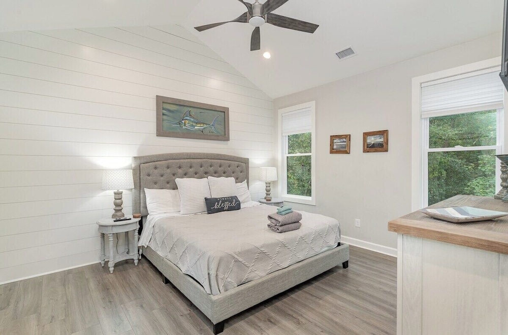 Lachicotte Vacation Rentals