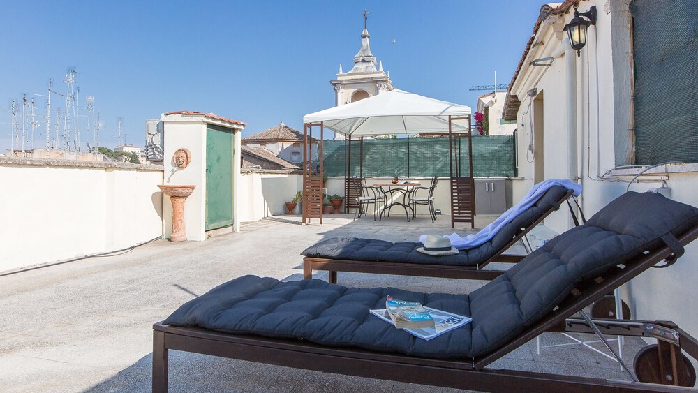 Rental In Rome St. Peter's View Terrace