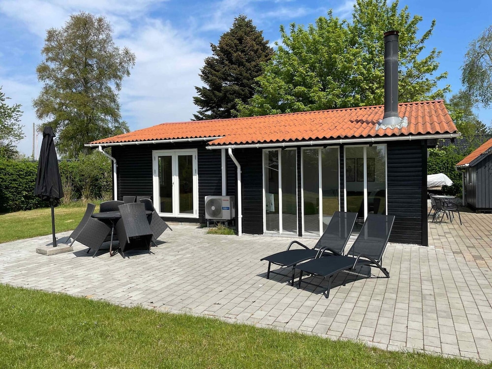 5 Star Holiday Home in Borkop