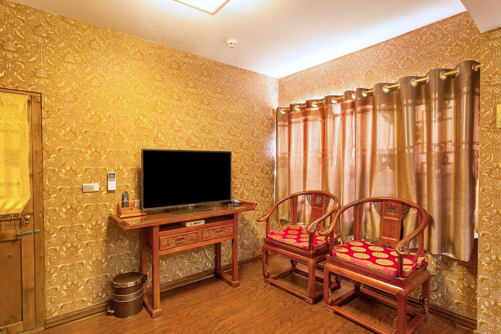 Hanruicheng Inn