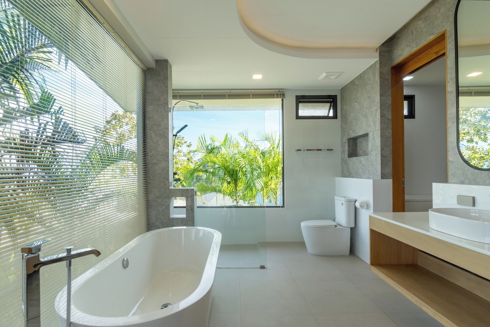 The Salin Seaview Villas